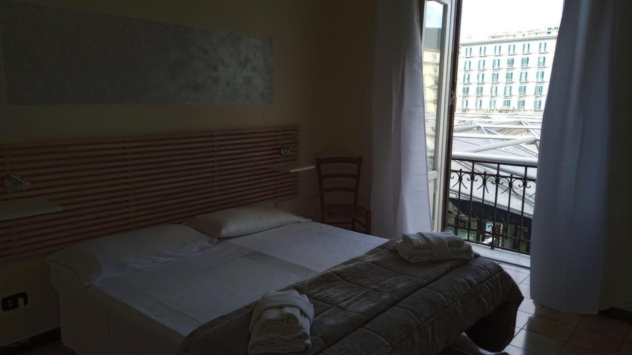 Eliseo 3* Napoli
